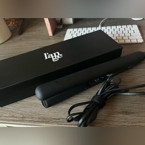 L’ange Le Ceramique hair straightener